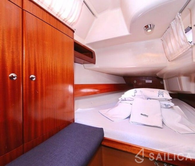 Bavaria 38 Cruiser - Yacht Charter Sailica