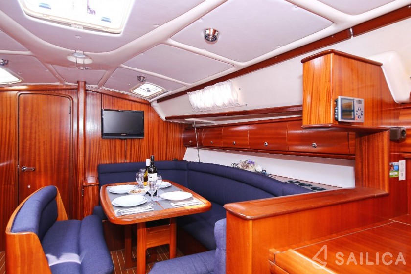 Bavaria 38 Cruiser - Yacht Charter Sailica