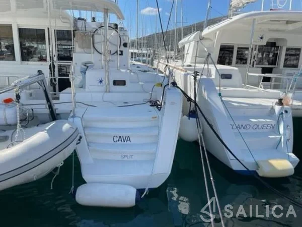 Lagoon 39 - Yacht Charter Sailica
