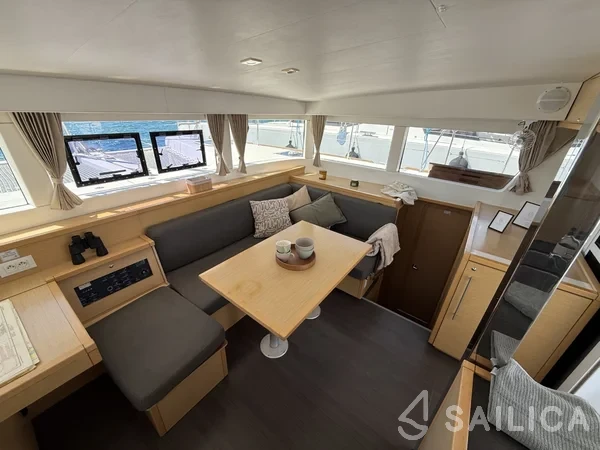 Lagoon 39 - Yacht Charter Sailica