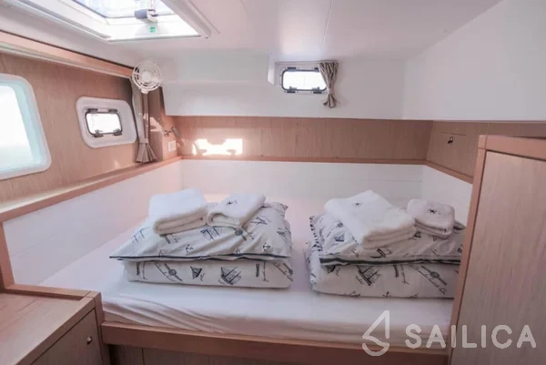 Lagoon 39 - Yacht Charter Sailica