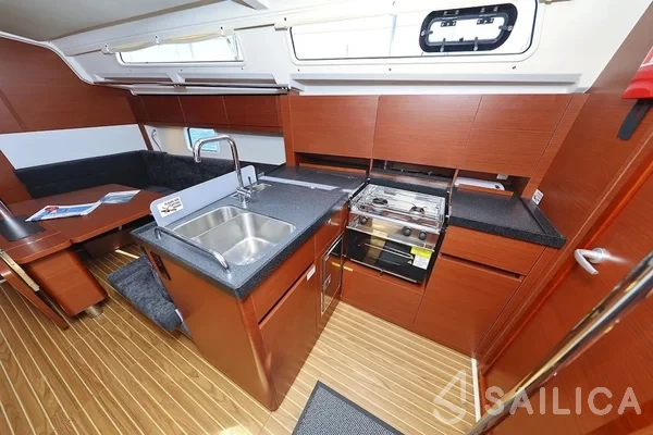 Hanse 388 - Yacht Charter Sailica