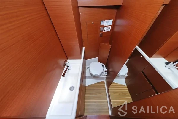 Hanse 388 - Yacht Charter Sailica