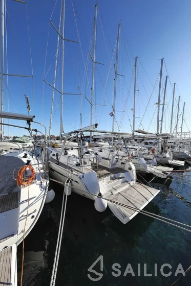 Bavaria 46 Cruiser - Yacht Charter Sailica