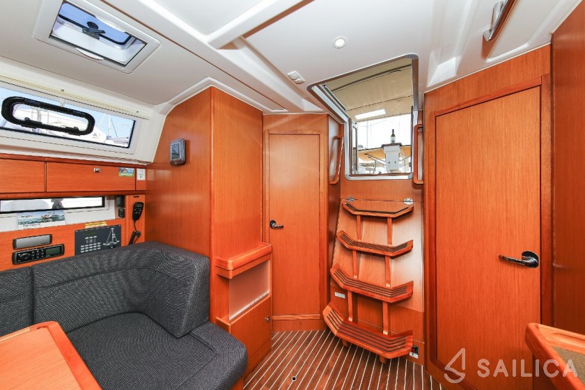 Bavaria 46 Cruiser - Yacht Charter Sailica