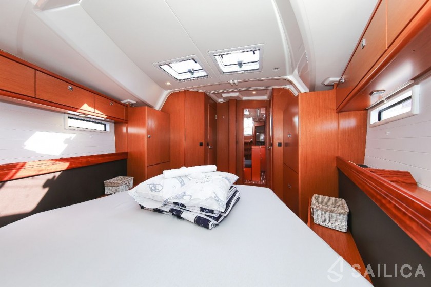 Bavaria 46 Cruiser - Yacht Charter Sailica