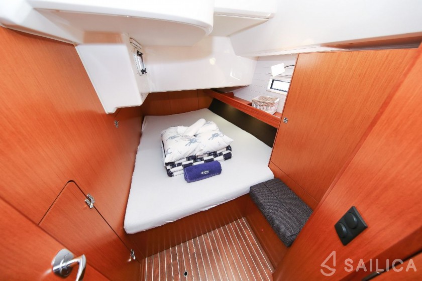 Bavaria 46 Cruiser - Yacht Charter Sailica