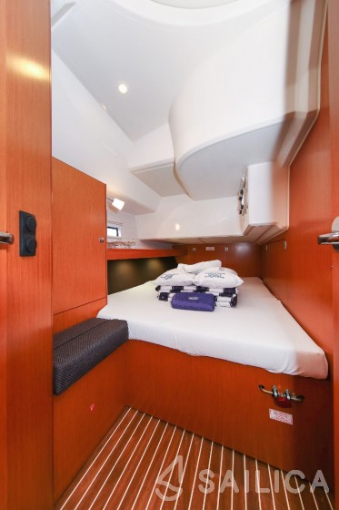 Bavaria 46 Cruiser - Yacht Charter Sailica
