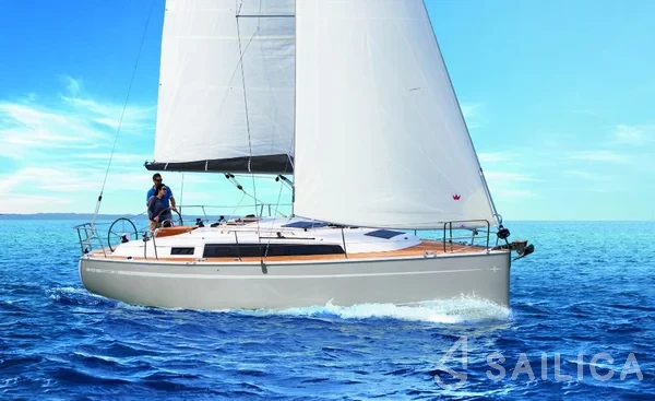 Bavaria 34 Cruiser - Yacht Charter Sailica