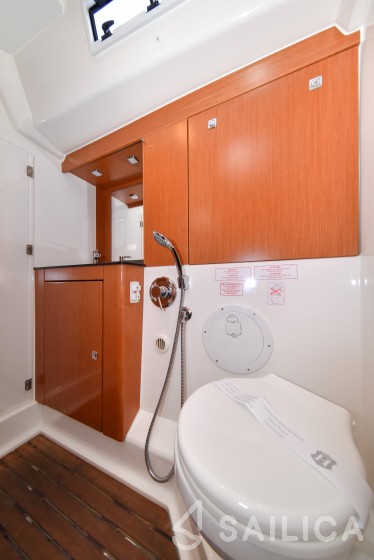 Bavaria Cruiser 56 - Yacht Charter Sailica