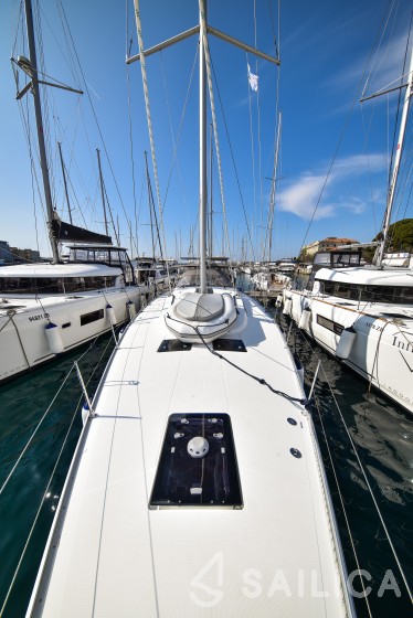 Bavaria Cruiser 56 - Yacht Charter Sailica