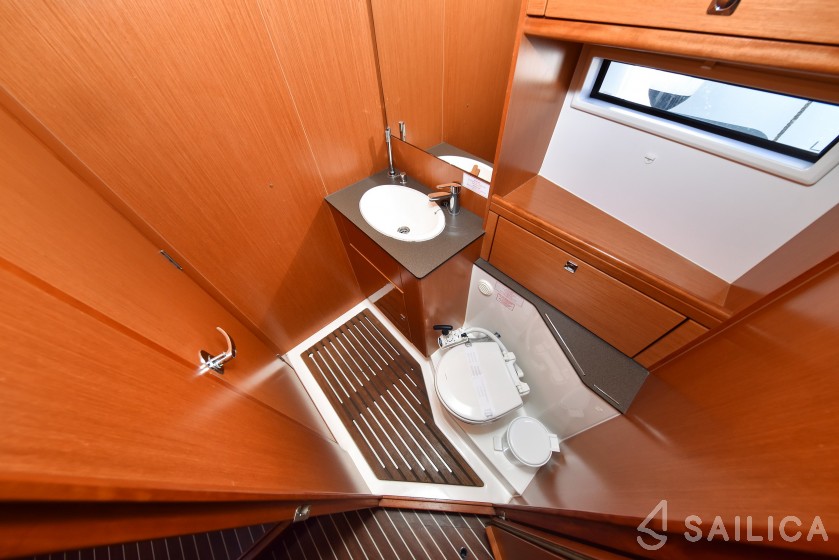 Bavaria Cruiser 56 - Yacht Charter Sailica