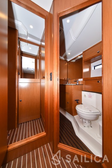 Bavaria Cruiser 56 - Yacht Charter Sailica