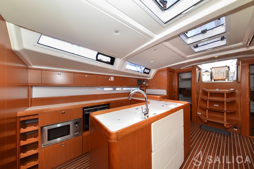 Bavaria Cruiser 56 - Yacht Charter Sailica