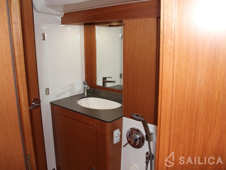 Bavaria Cruiser 56 - Yacht Charter Sailica