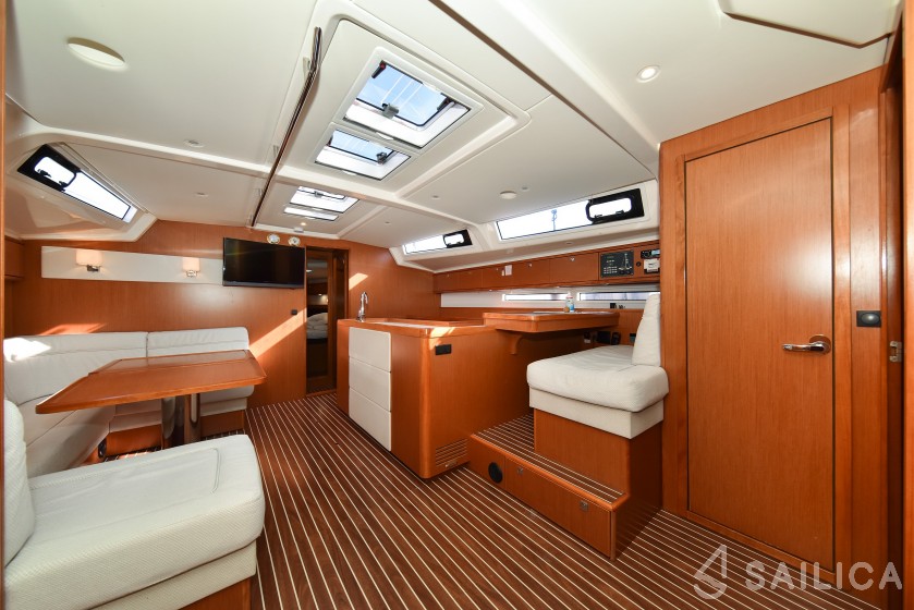 Bavaria Cruiser 56 - Yacht Charter Sailica