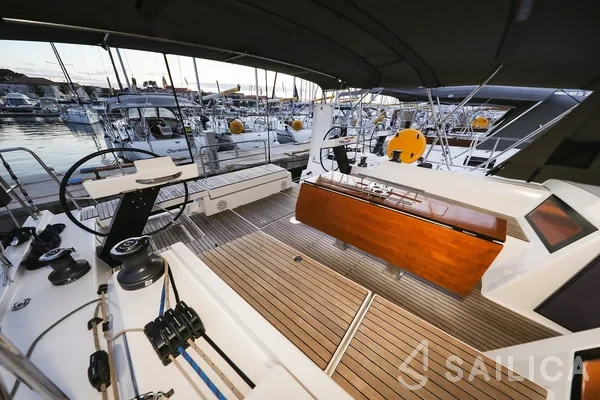 Dufour 470 - Yacht Charter Sailica