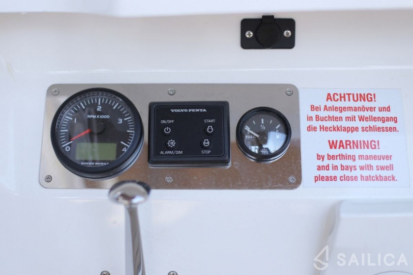 Bavaria Cruiser 41S - Yacht Charter Sailica
