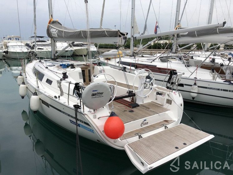 Bavaria Cruiser 41S - Yacht Charter Sailica