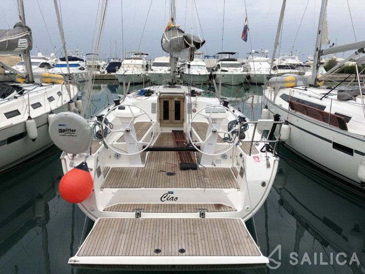 Bavaria Cruiser 41S - Yacht Charter Sailica