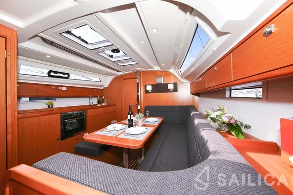 Bavaria Cruiser 41S - Yacht Charter Sailica
