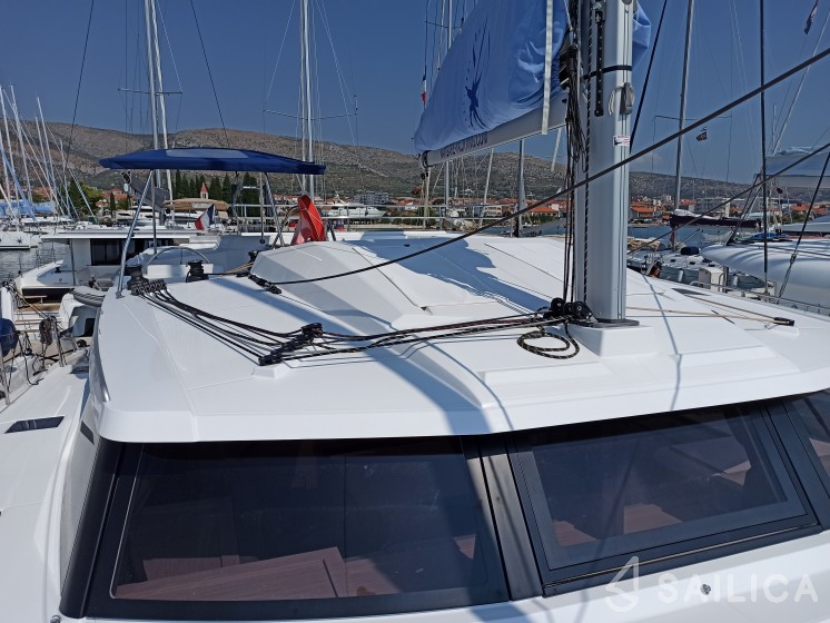 Elba 45 - Yacht Charter Sailica