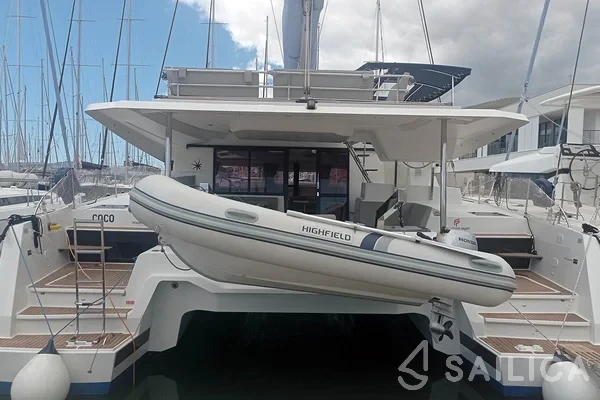 Elba 45 - Yacht Charter Sailica