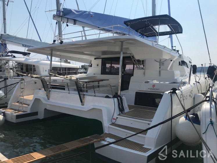 Elba 45 - Yacht Charter Sailica
