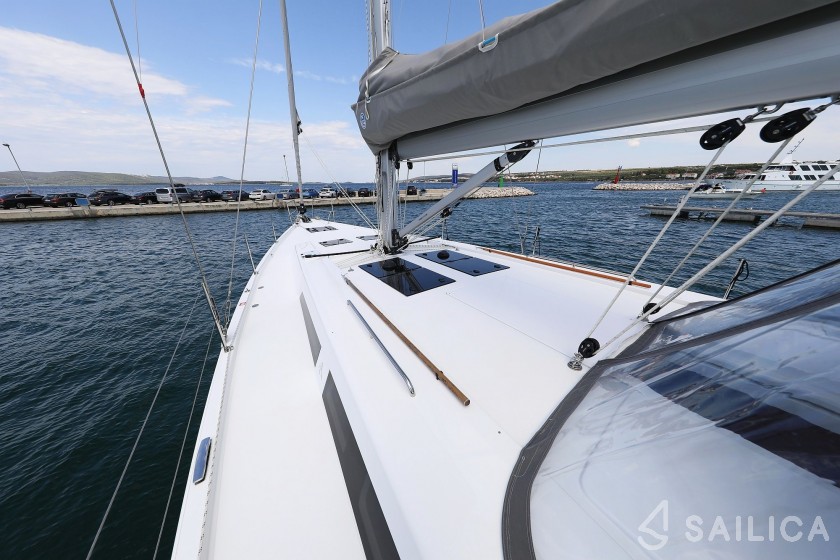 Hanse 508 - Yacht Charter Sailica