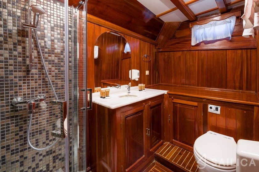 Gulet - Yacht Charter Sailica
