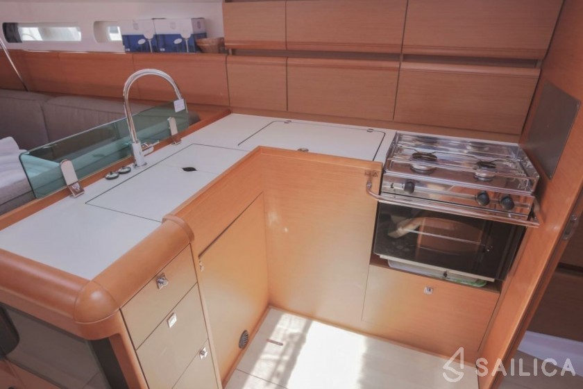 Sun Odyssey 449 - Yacht Charter Sailica