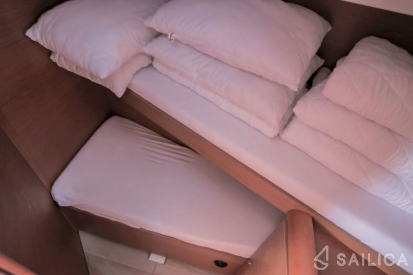 Sun Odyssey 449 - Yacht Charter Sailica