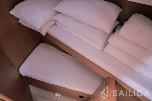 Sun Odyssey 449 - Yacht Charter Sailica