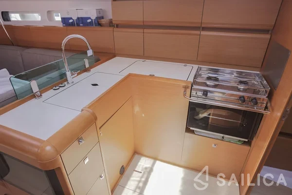 Sun Odyssey 449 - Yacht Charter Sailica