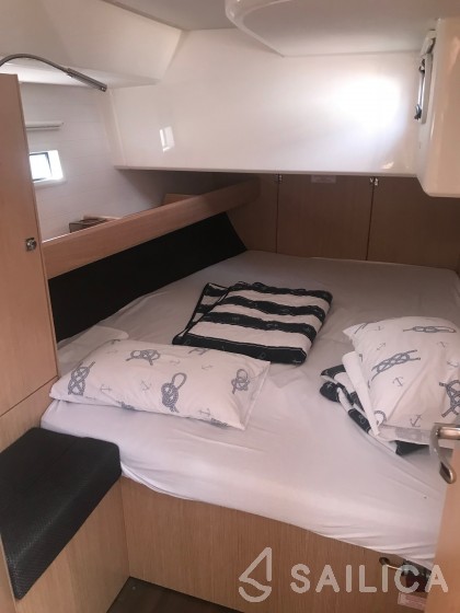 Bavaria 46 Cruiser - Yacht Charter Sailica