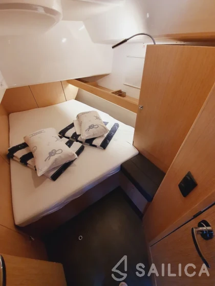 Bavaria 46 Cruiser - Yacht Charter Sailica