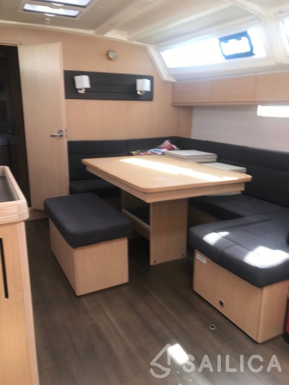 Bavaria 46 Cruiser - Yacht Charter Sailica