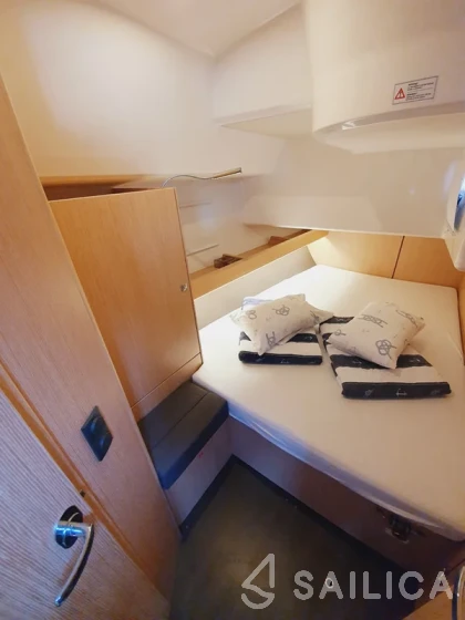 Bavaria 46 Cruiser - Yacht Charter Sailica