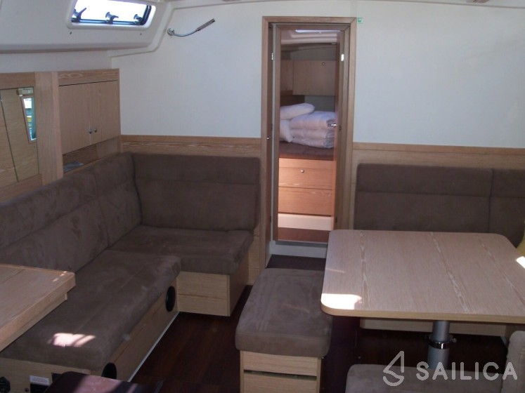 Hanse 455 - Yacht Charter Sailica