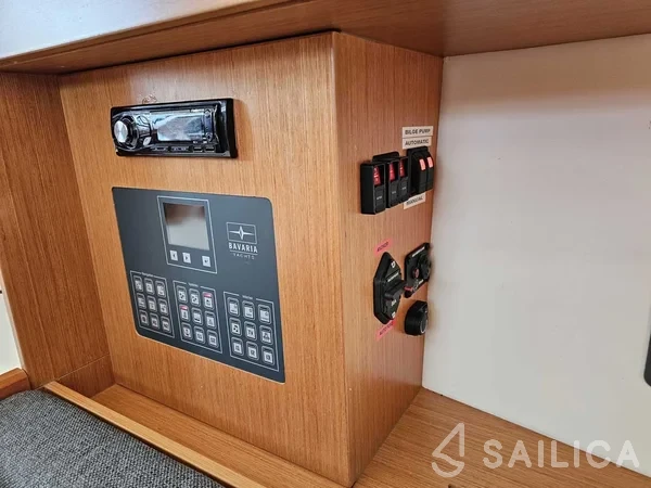 Bavaria C38 - Yacht Charter Sailica