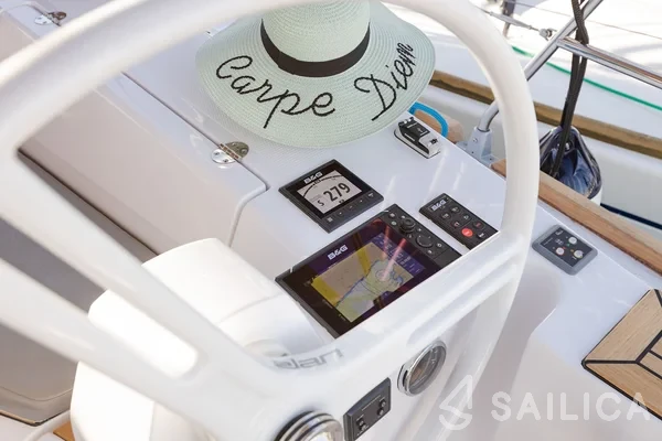 Elan 40 Impression - Yacht Charter Sailica