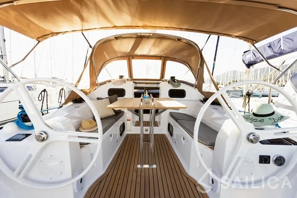 Elan 40 Impression - Yacht Charter Sailica