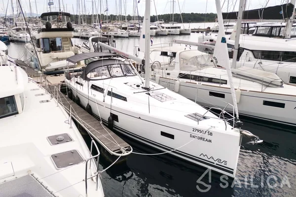 Hanse 388 - Yacht Charter Sailica
