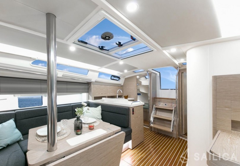 Hanse 388 - Yacht Charter Sailica