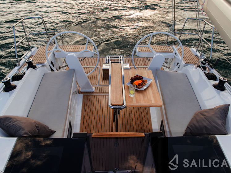 Hanse 388 - Yacht Charter Sailica