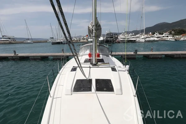 Hanse 455 - Yacht Charter Sailica