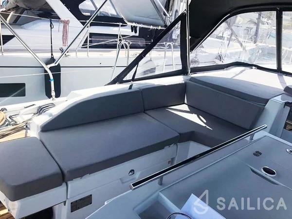 Oceanis 46.1 - Yacht Charter Sailica