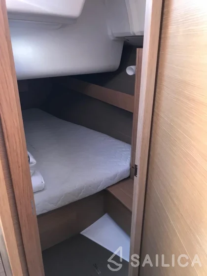 Dufour 382 GL - Yacht Charter Sailica