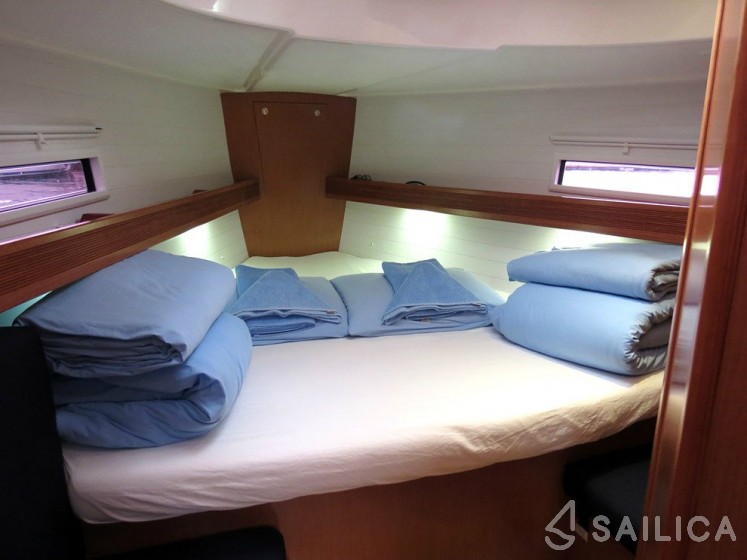 Bavaria 40 Cruiser - Yacht Charter Sailica