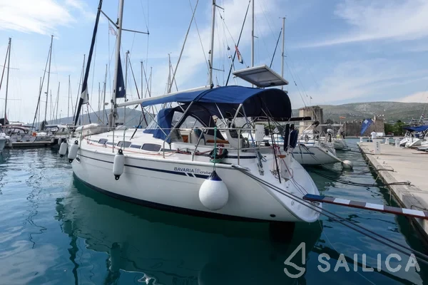 Bavaria 33 Cruiser - Yacht Charter Sailica
